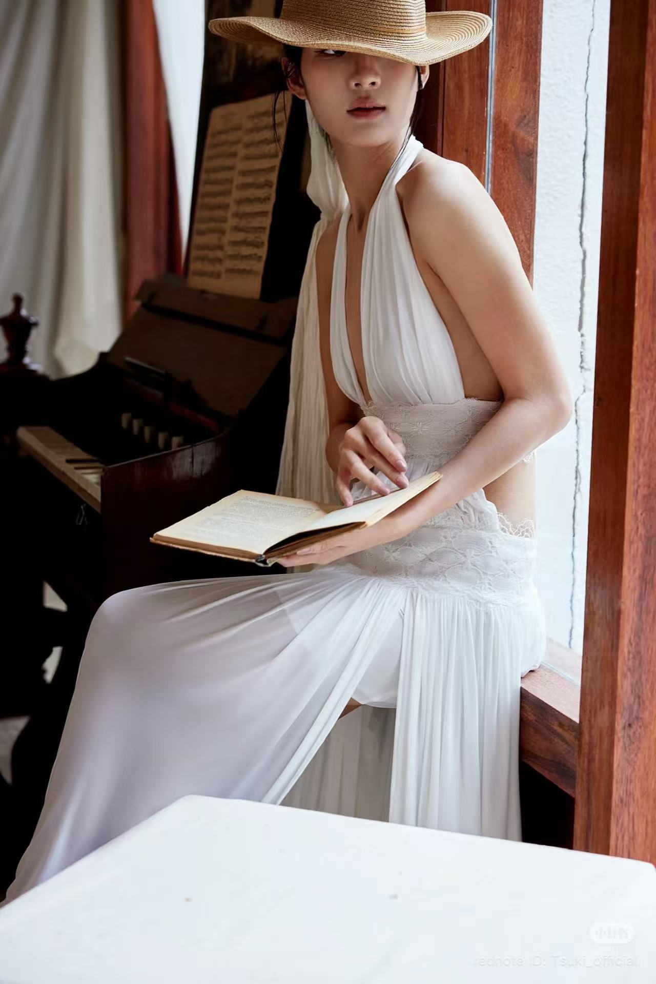 Tsuki HALTER NECK PLEATED BACKLESS MAXI DRESS