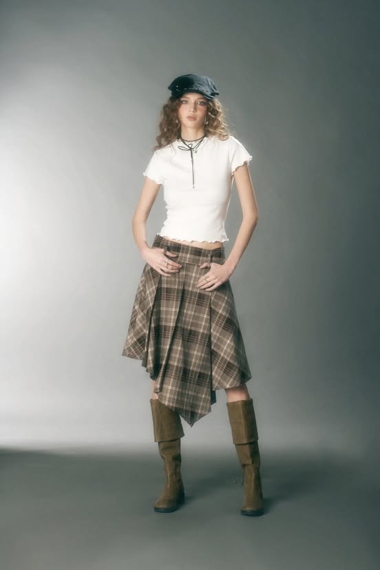 Into Eight Joy Tee - image 8