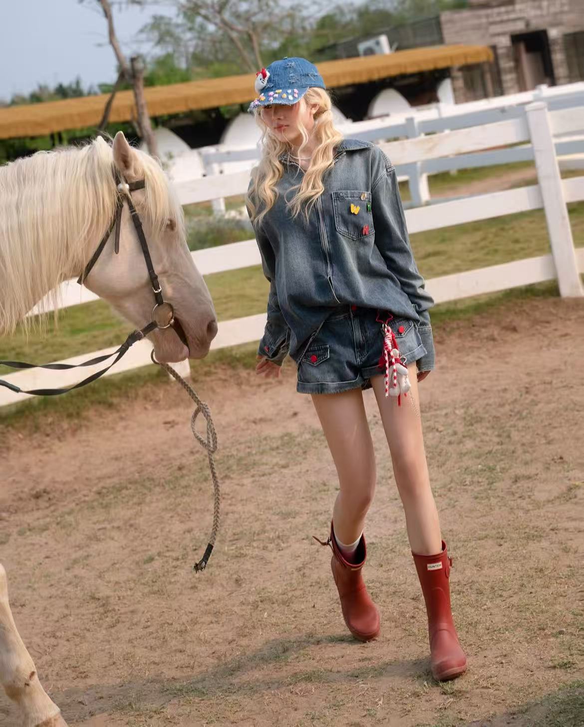 Swan New Jeans Set (Three Pieces)