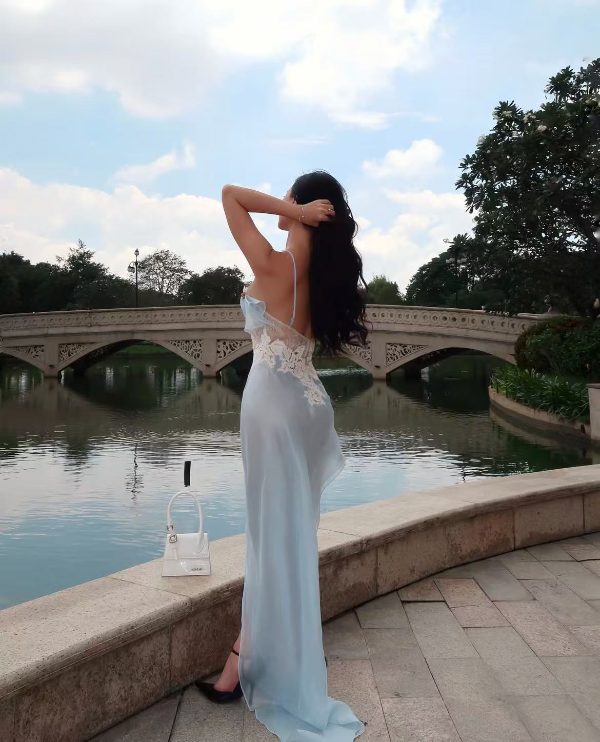 La Vierge Ventosa Dress