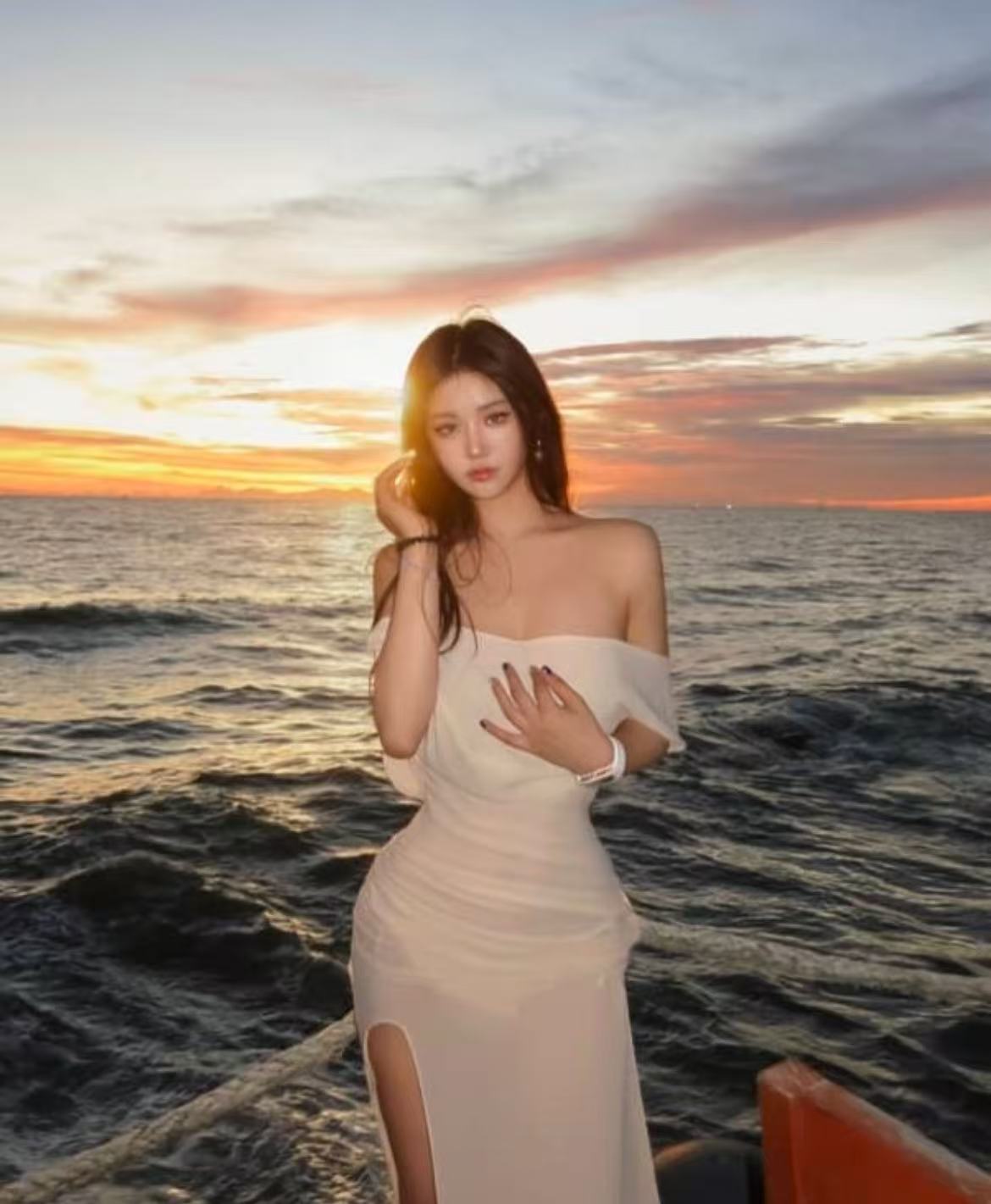 Huelleyrose Natalie Dress