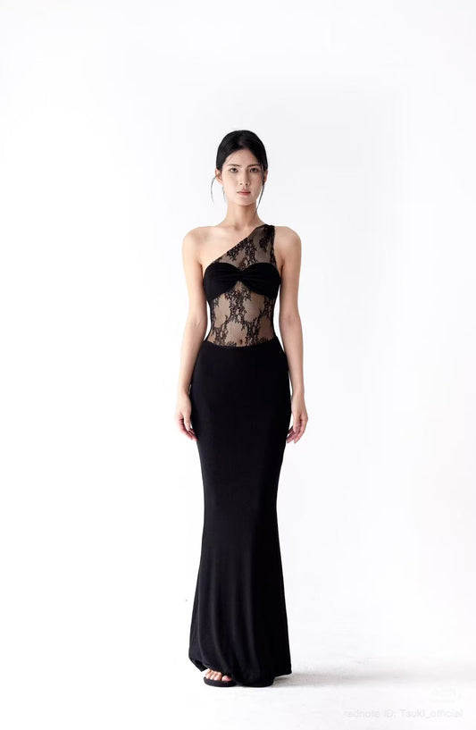 Tsuki Lace Maxi Dress