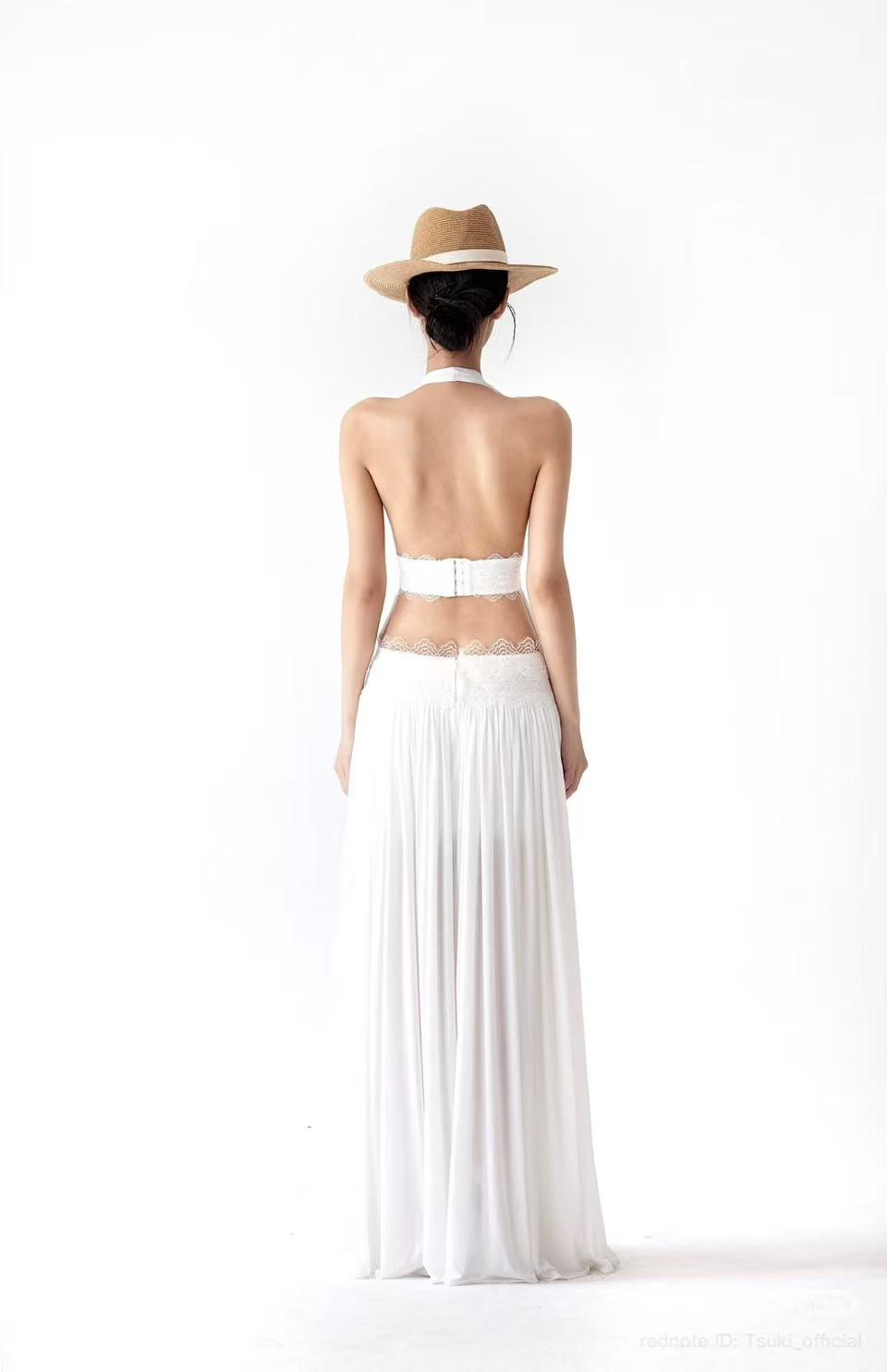 Tsuki HALTER NECK PLEATED BACKLESS MAXI DRESS