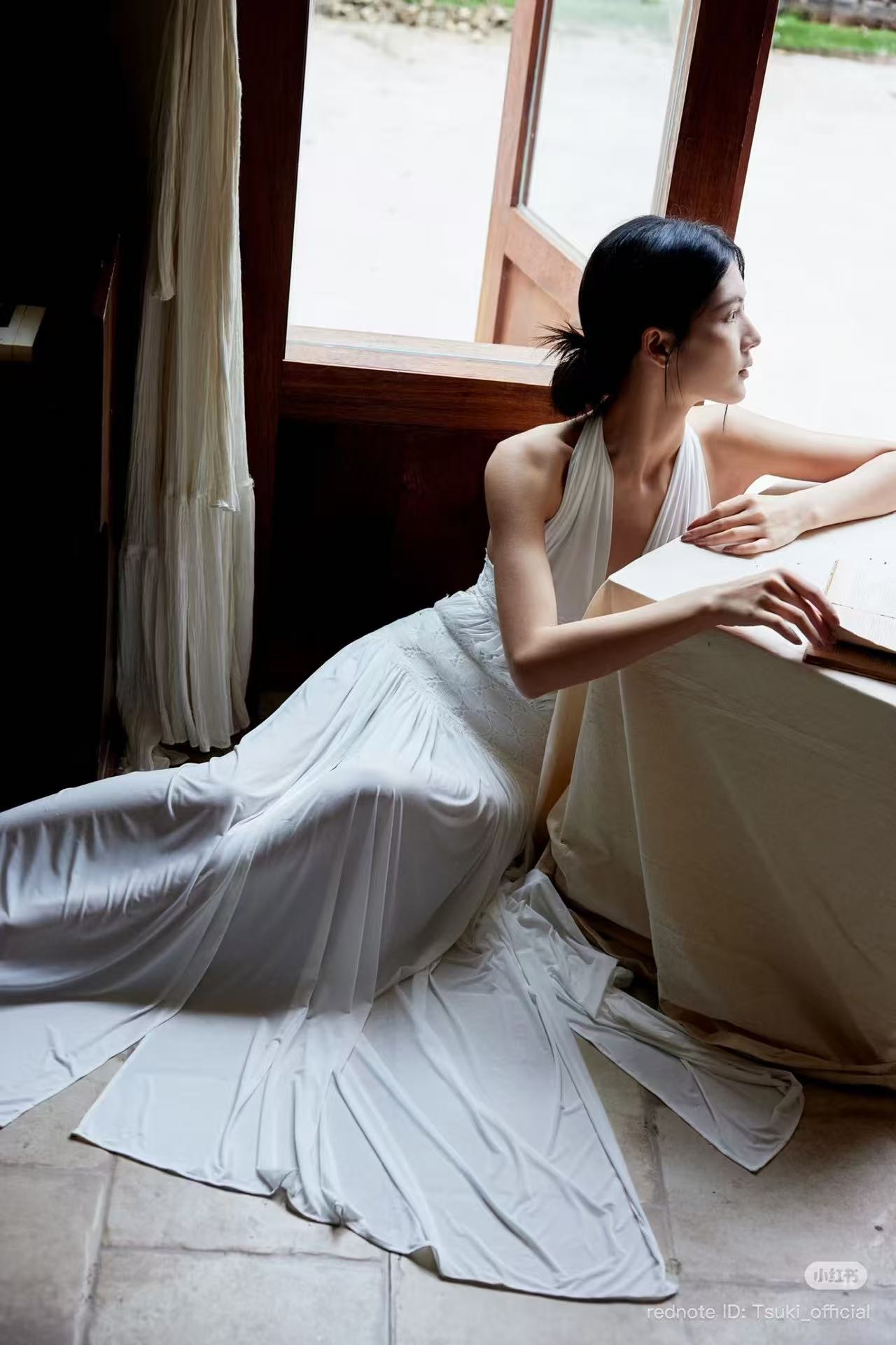 Tsuki HALTER NECK PLEATED BACKLESS MAXI DRESS