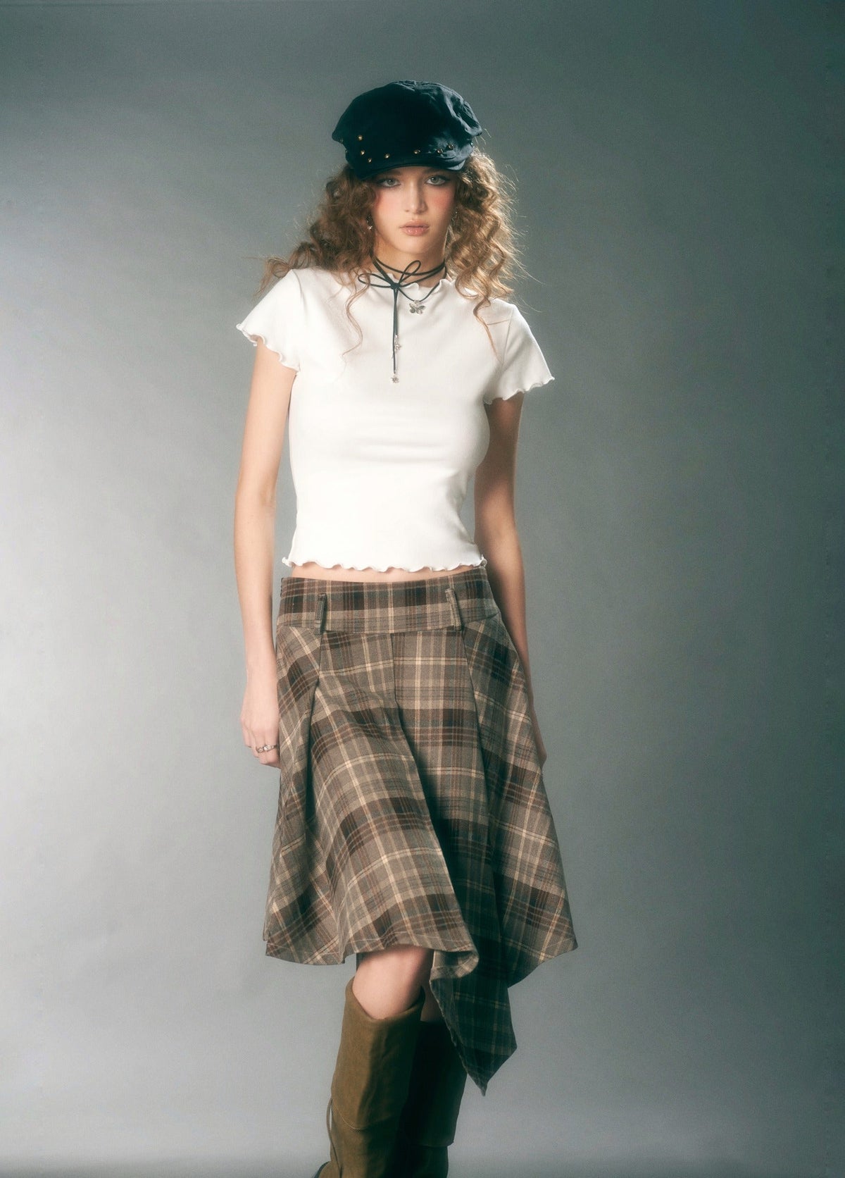 Into Eight Clover Skirt - image 3