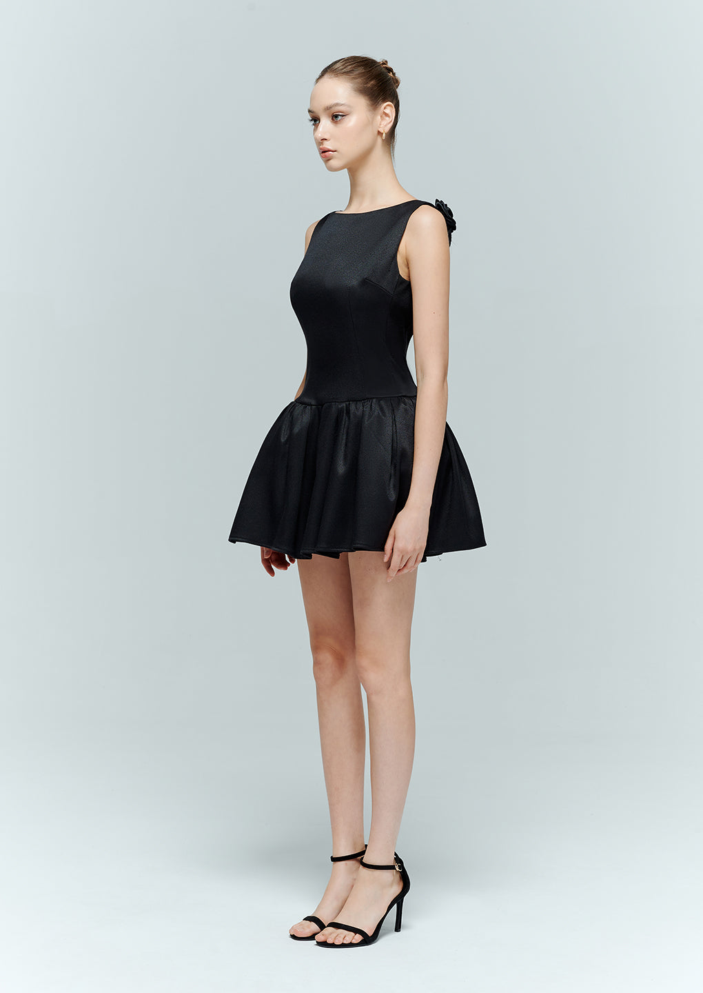 Artel Retro Open-Back Floral Ball Gown Dress