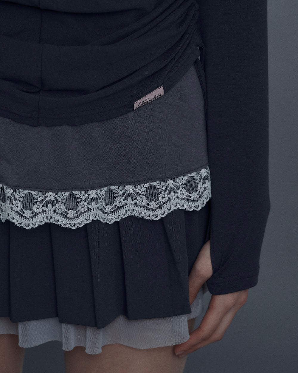 Newalrin Rorà Lace Tube Top
