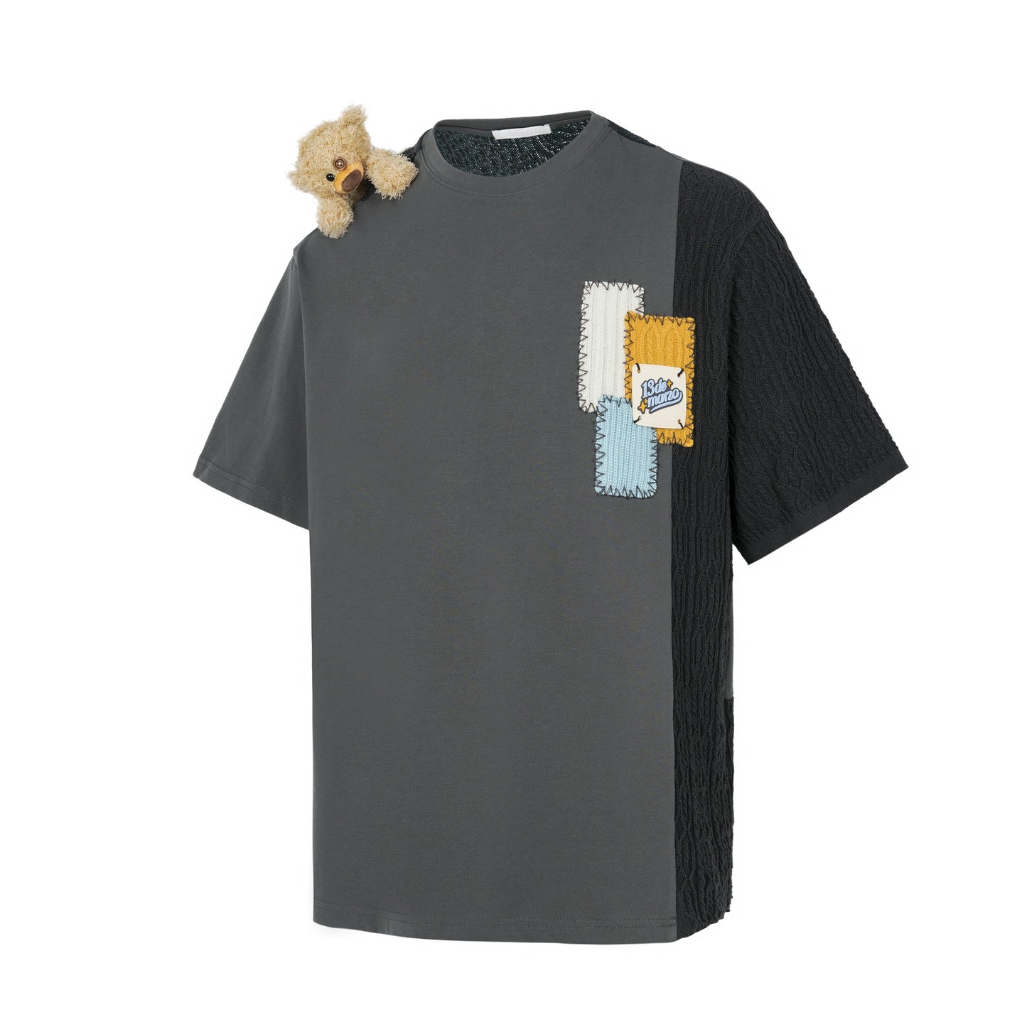 13DE MARZO Shoulder Bear Knit Patch T-shirt