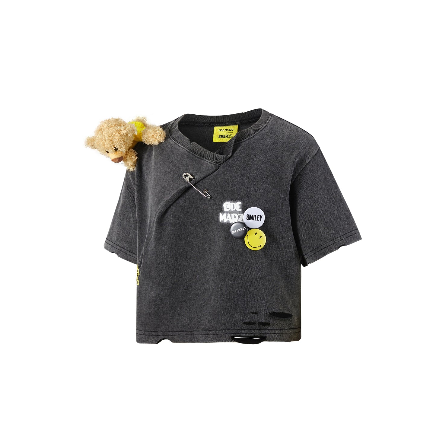 13DE MARZO Broken Pin Badge Bear Short T-shirt