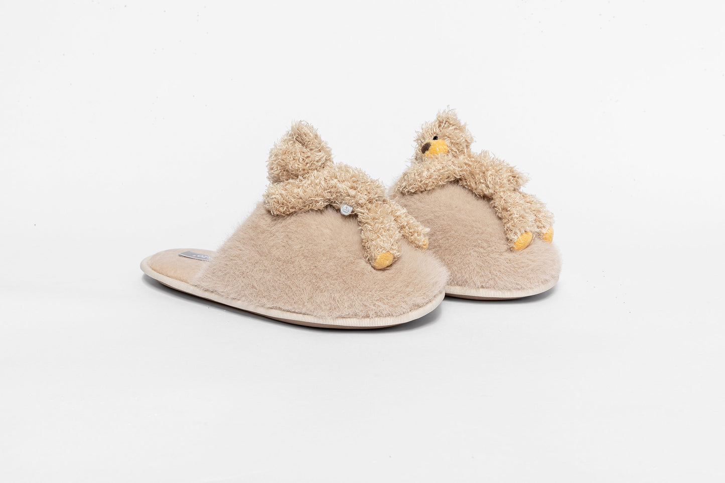 13DE MARZO Bear House Slippers