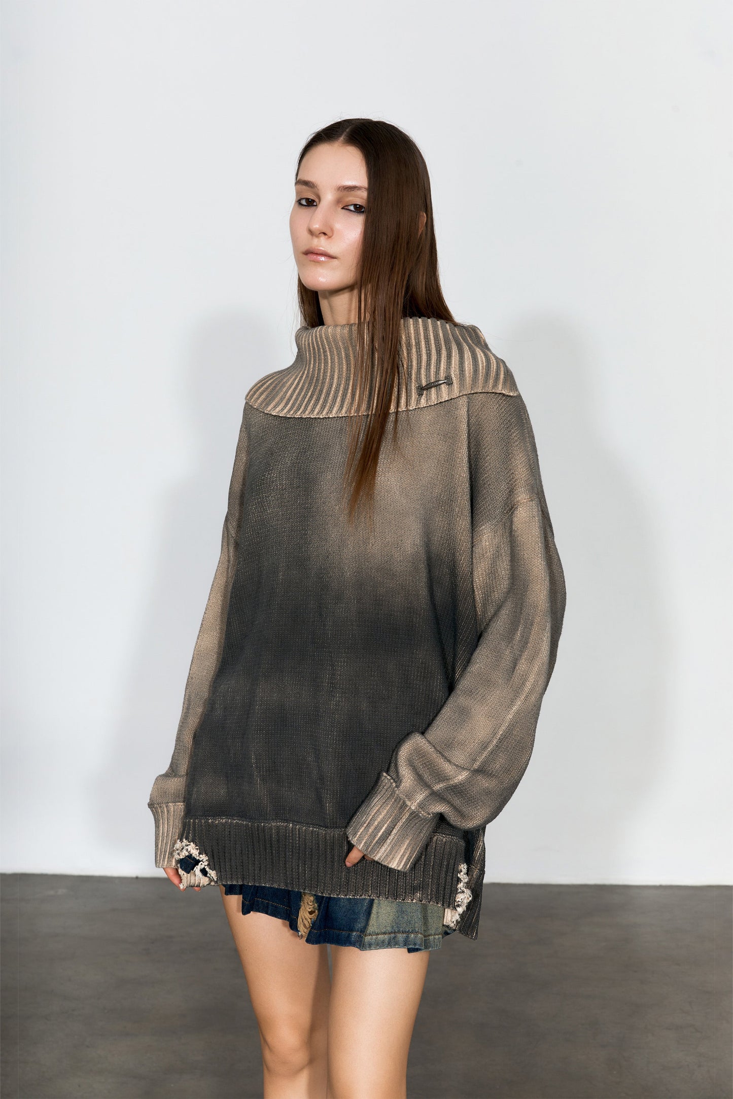 YJ1NGZYZJ Distressed Oversized Sweater In Dark Brown