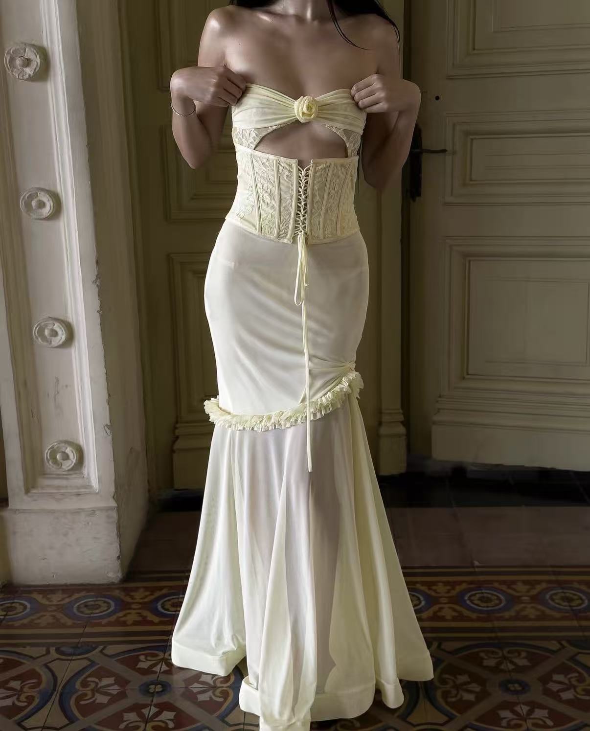 Huelleyrose Valentine Dress