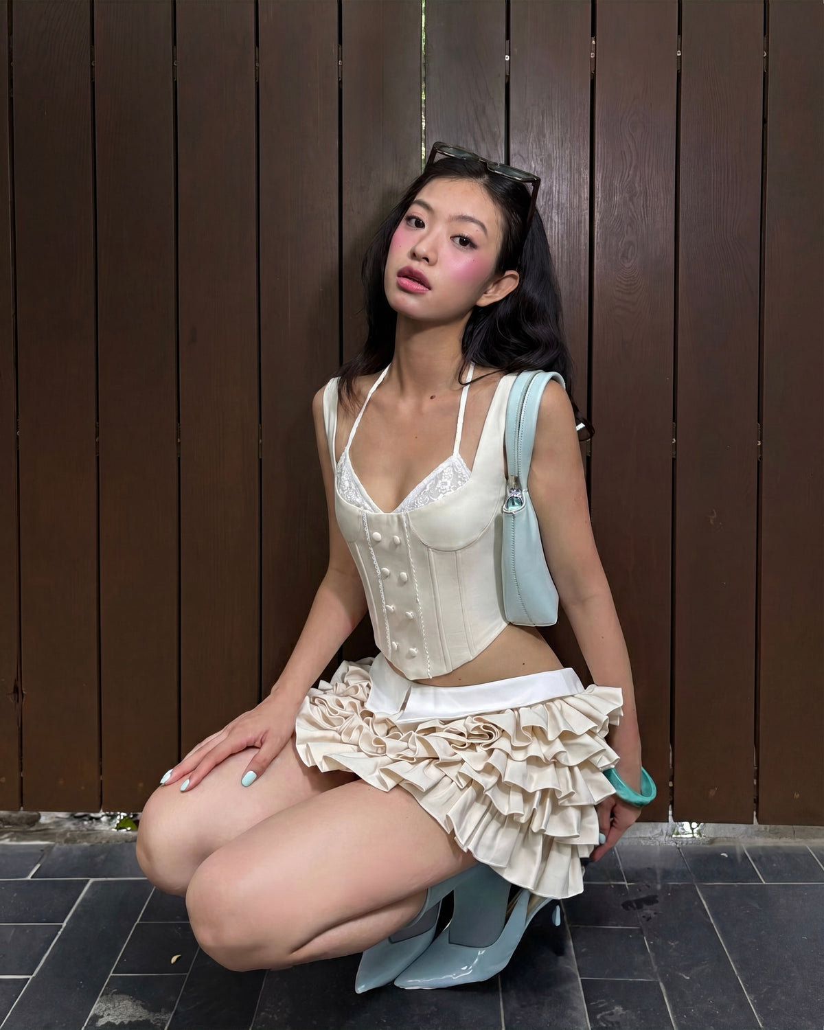 Aiai Regina Set - image 4